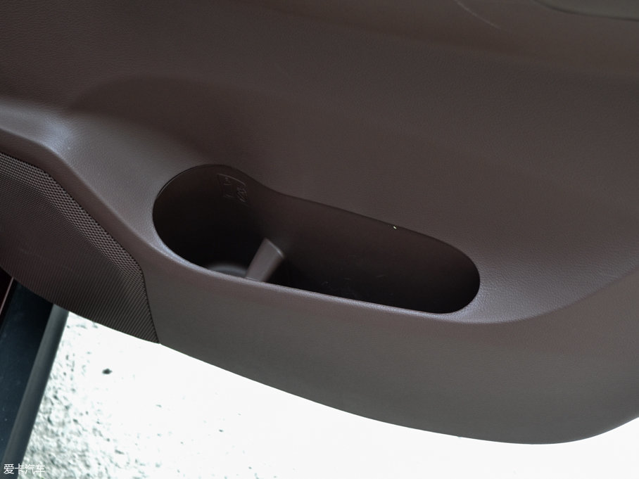 2016LSX6 1.6L CVTA 7