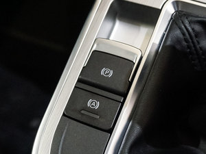 2017款2.0L 手动尊享型 驻车制动器