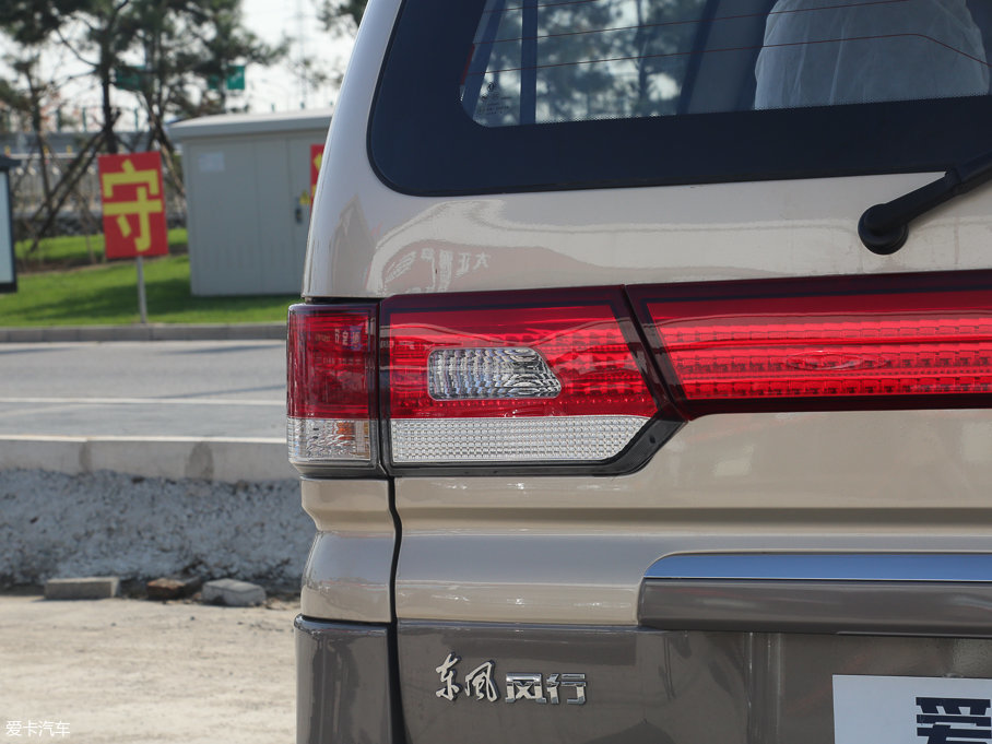 2017������ M3L 1.6L �ք�(d��ng)���m�� 7��