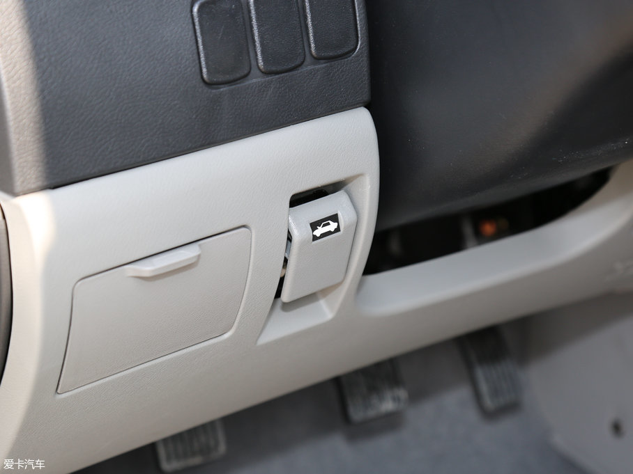 2017������ M3L 1.6L �ք����m�� 7��