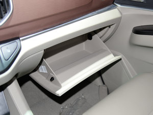 2017M5 2.0L ք(dng)A g