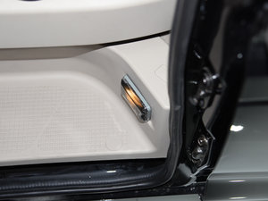 2017M5 2.0L ք(dng)A g