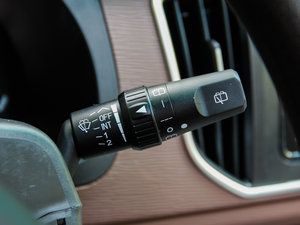 2017M5 2.0L քӺA п؅^