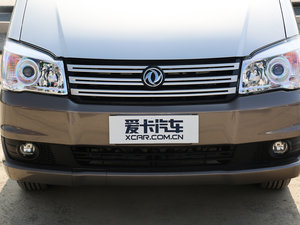2017款V3 1.5L 手动豪华型 7座 中网