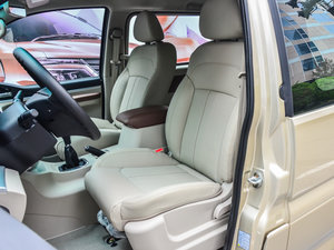 2017款M5L 1.6L 手动舒适型 7座 主驾驶座椅