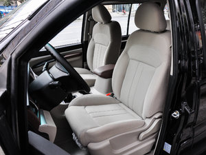 2017款M5 1.6L 手动标准型 主驾驶座椅