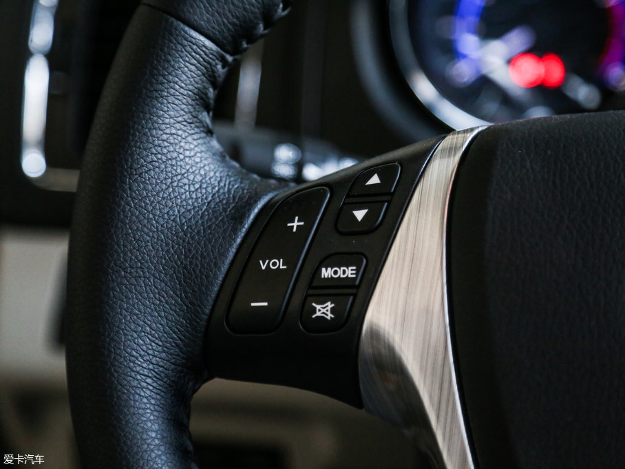 2017���L(f��ng)��S500 1.6L CVT���F��