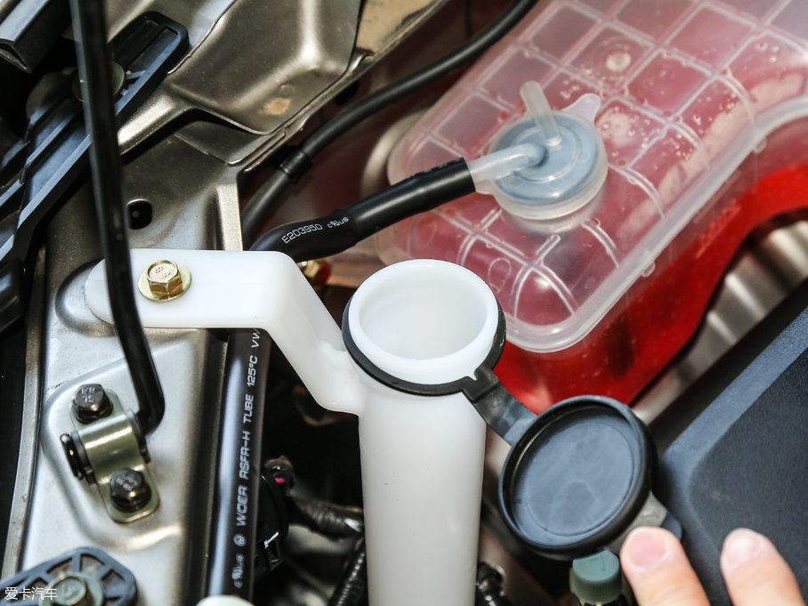 2017L(fng)S500 1.6L CVTF