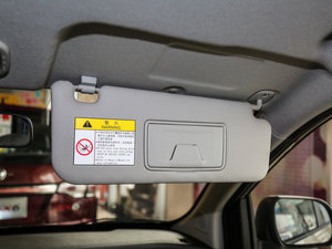 2017款1.5L 手动实用型 空间座椅