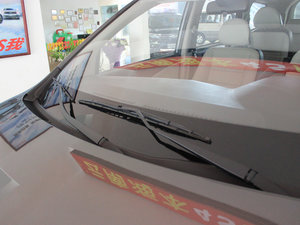 2017款1.5L 手动精英型 雨刷