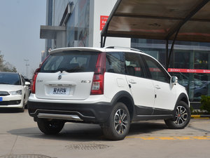 2017款1.5L 手动舒适型 整体外观