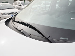 2017款1.6L CVT豪华型 雨刷