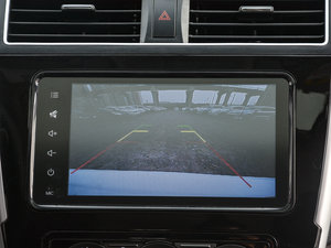 2017款1.6L CVT豪华型 中控区