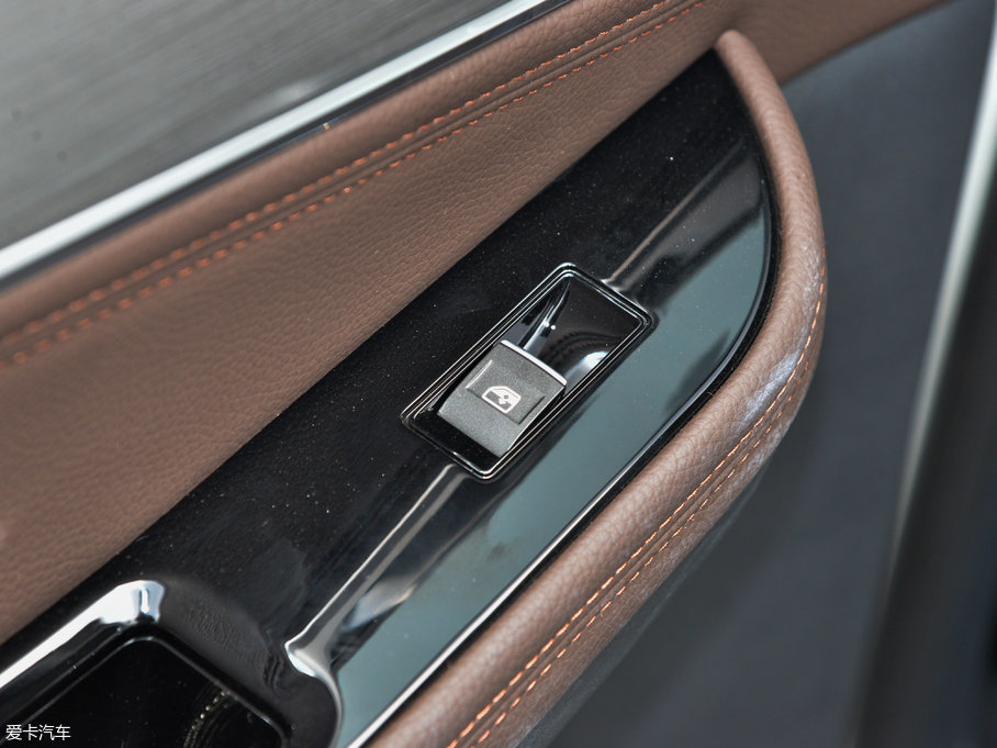 2017���X6 ������ 2.0L �ք�������