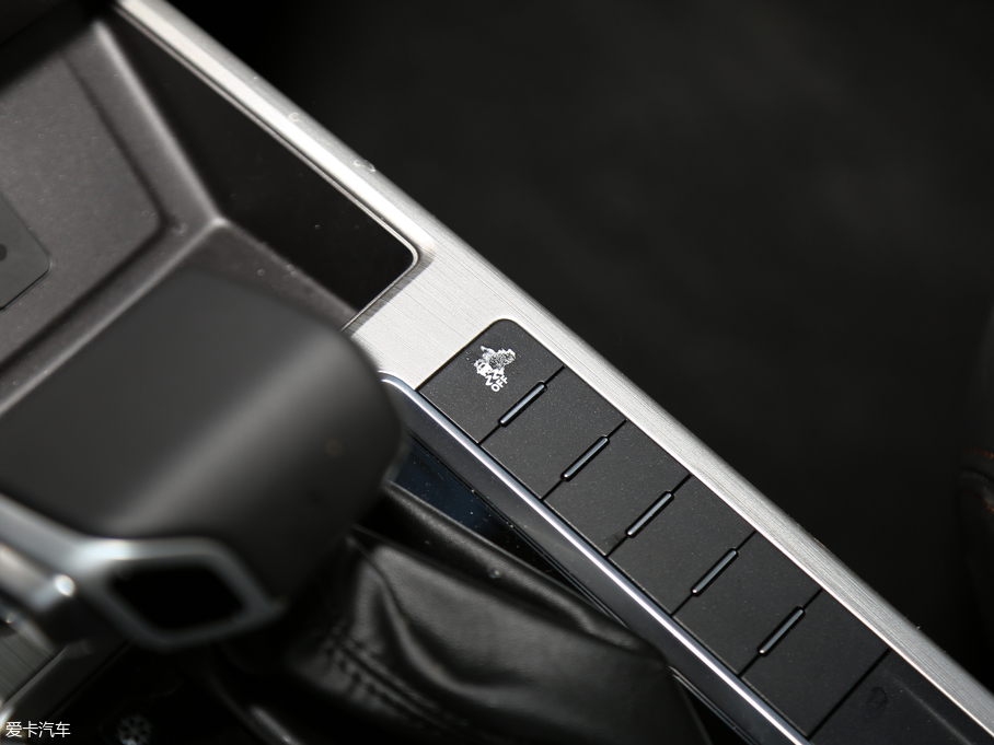 2017X6  1.5T CVTF