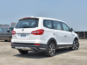 2017款劲享版 1.5T CVT尊享型 整体外观