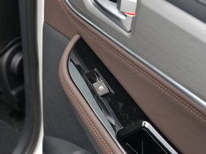 2017 2.0L ք(dng) п؅^(q)