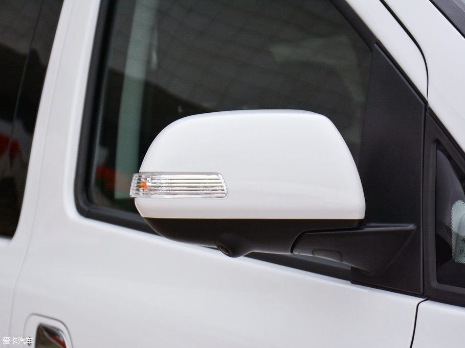 2018L(fng)CM7 2.0T ԄŞ