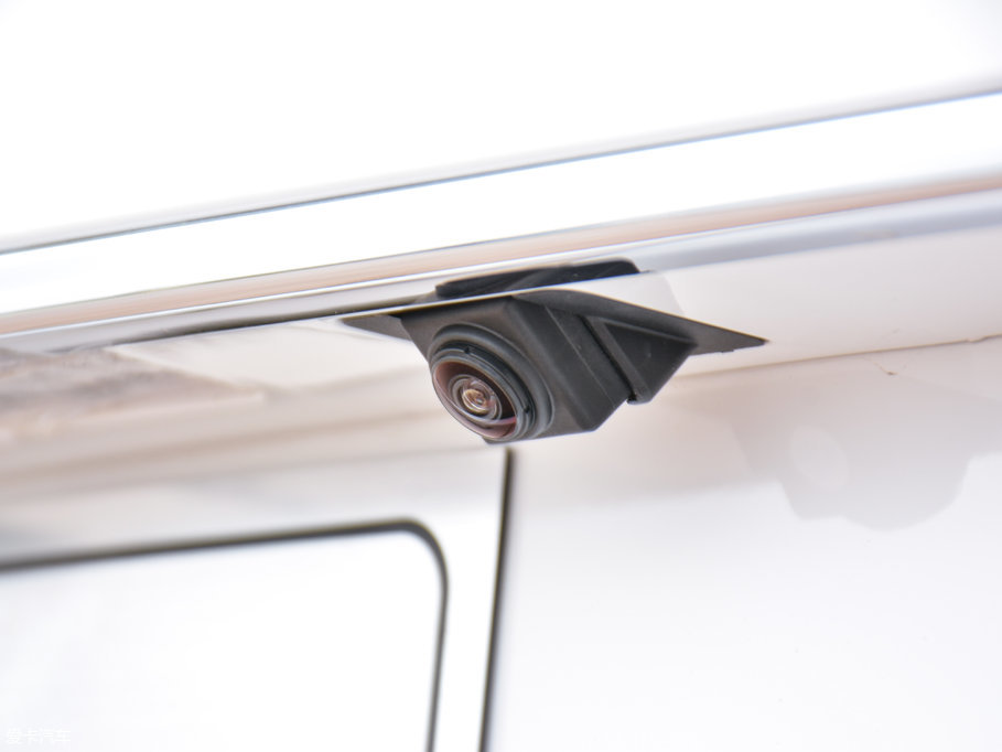 2018L(fng)CM7 2.0T Ԅ(dng)Ş