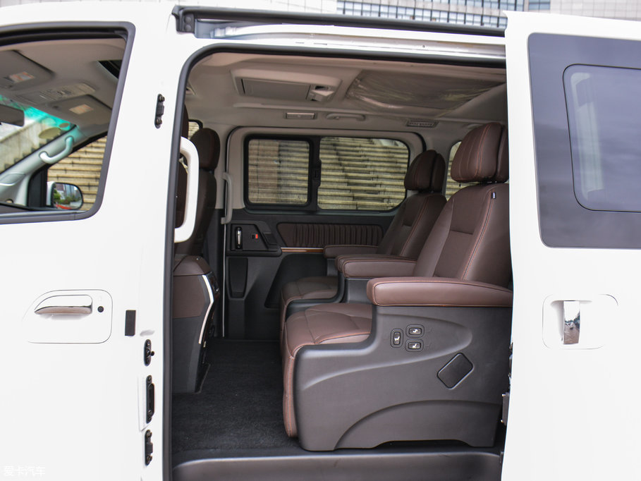 2018L(fng)CM7 2.0T ԄF