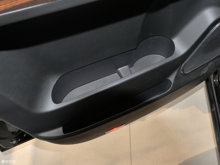 2018L(fng)CM7 2.0T ք(dng)A