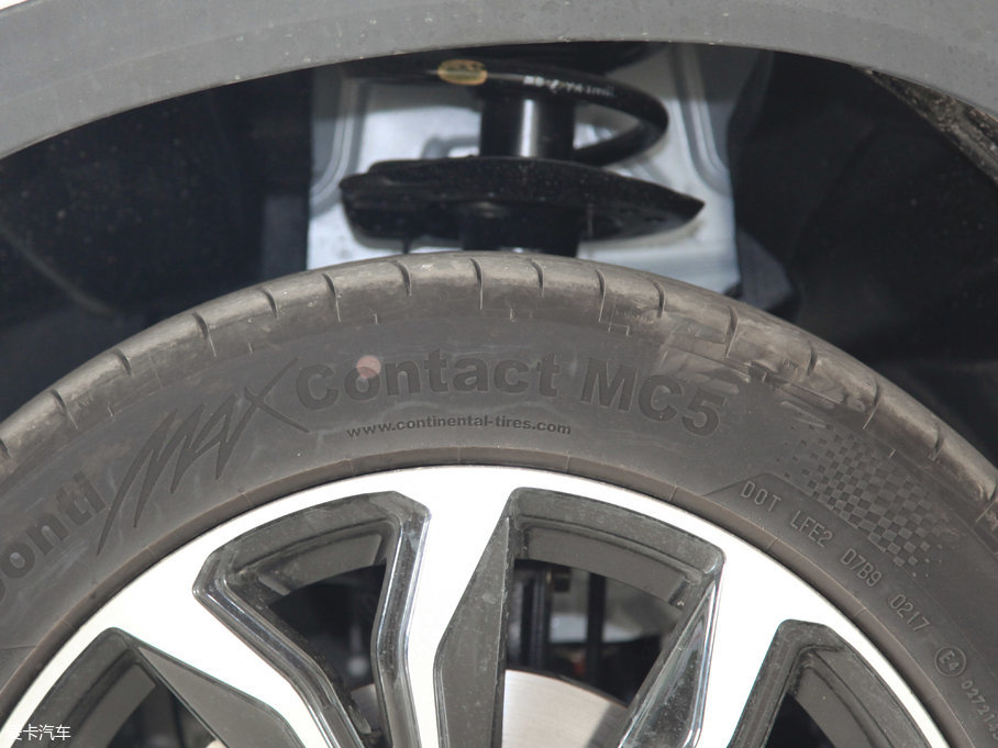 2018X5 ϵ 1.5T ք