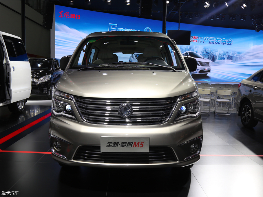 2018������ M5 1.6L �քӺ��A�� 7��