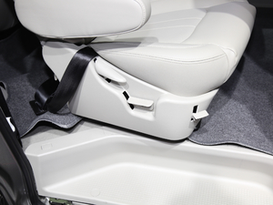 2018M5 1.6L քӺA 7 g