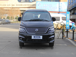 2018款M5L 1.6L 手动舒适型 9座 正前
