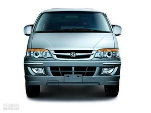 2010款QA 2.4L 7座舒适版 整体外观