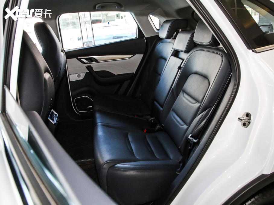 2019REX5 2.0 Lite̽400