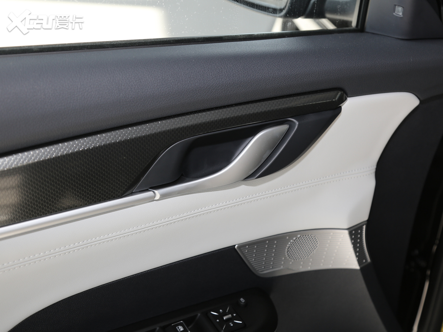 2019REX5 520 Extra (chung)°