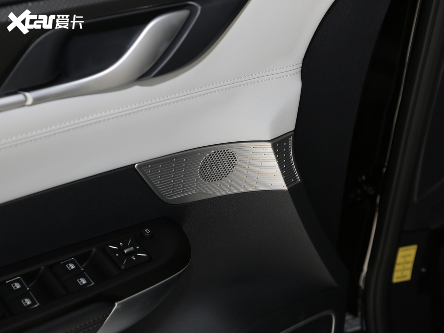 2019REX5 520 Extra (chung)°