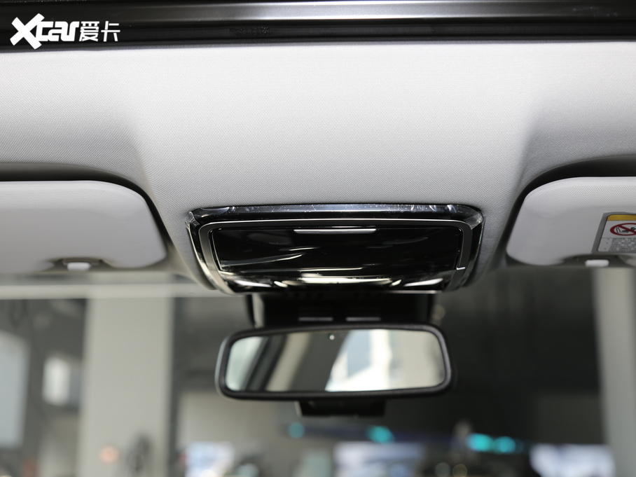 2019REX5 520 Extra (chung)°