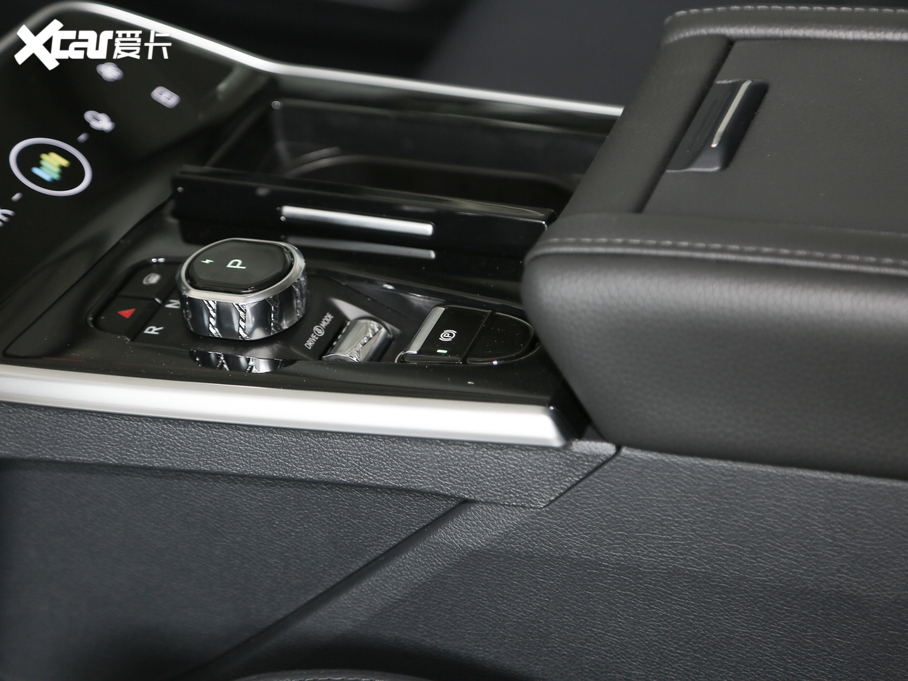 2019REX5 520 Extra (chung)°