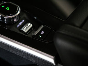 2019520 Lite ̽ п؅^(q)