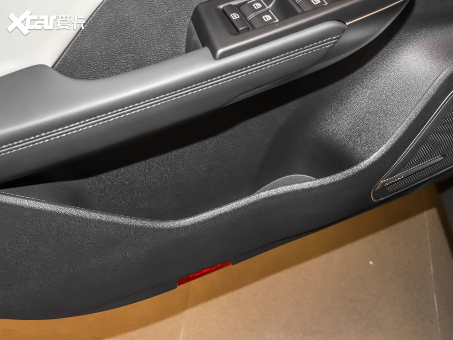 2022REX5 EX5-Z Nex̽