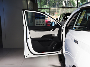 2022EX5 400 а {λ܇T