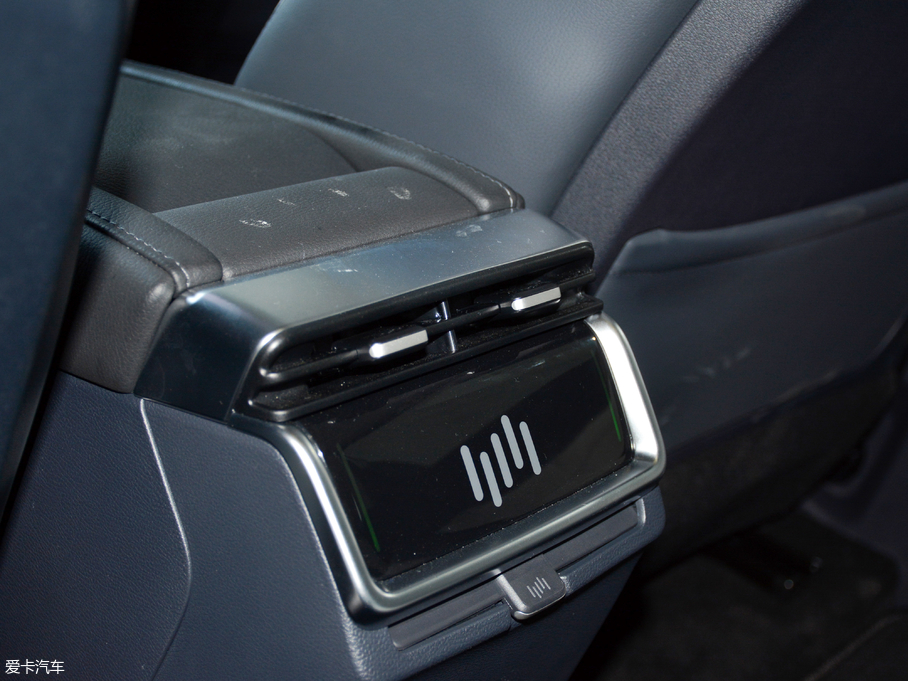 2018REX5 300 Extra(chung)°