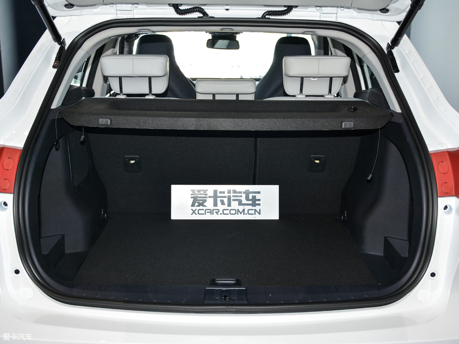 2018REX5 300 Extra°