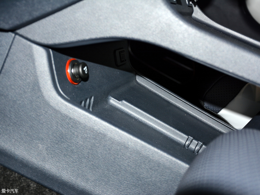 2018REX5 300 Extra°