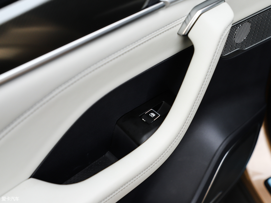 2018REX5 400 Extra°