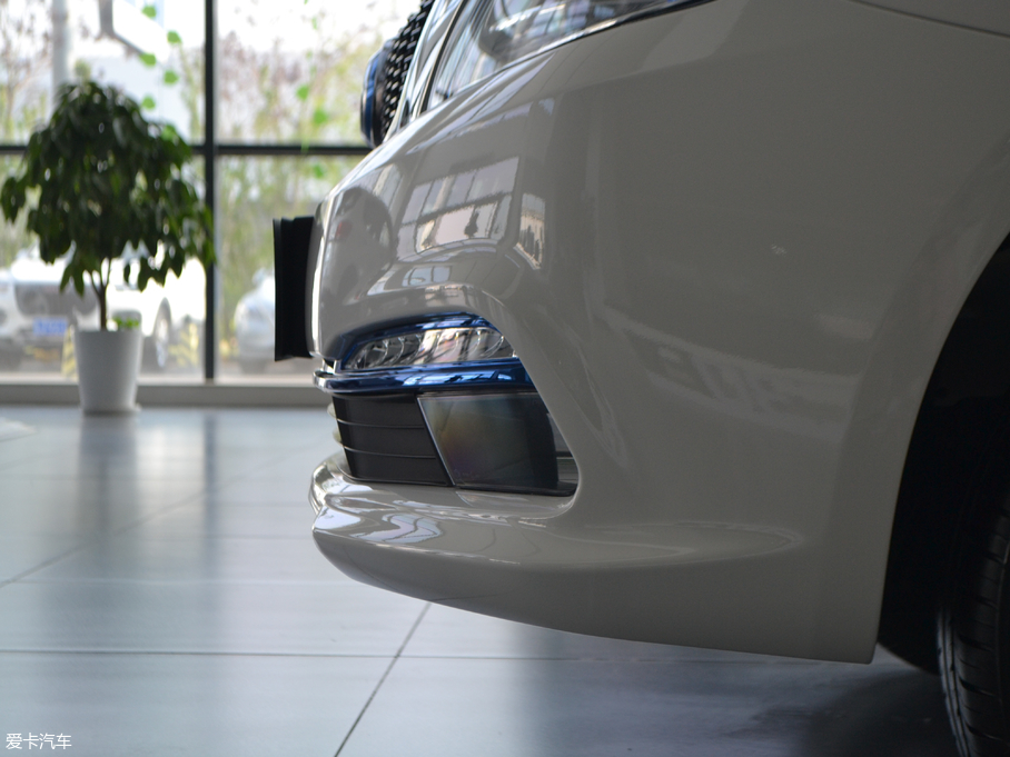 2018L(zhng)C30 EV (j) Ӣ