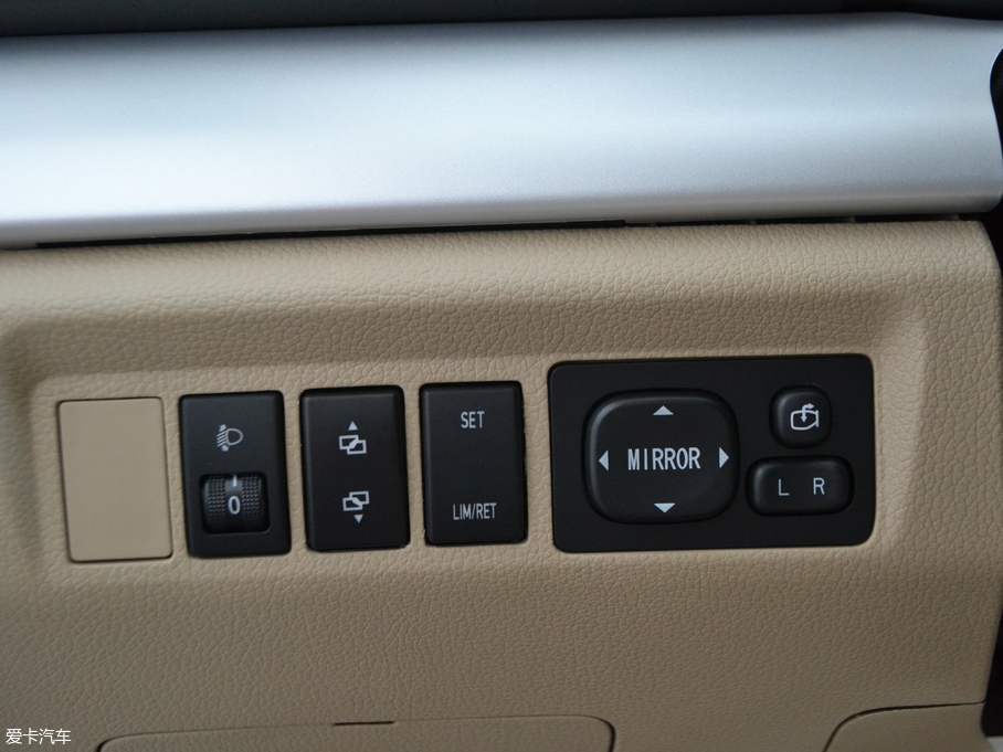 2018���L��C30 EV ������ ��Ӣ��