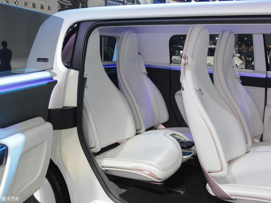 2018��W����؈ ����܇