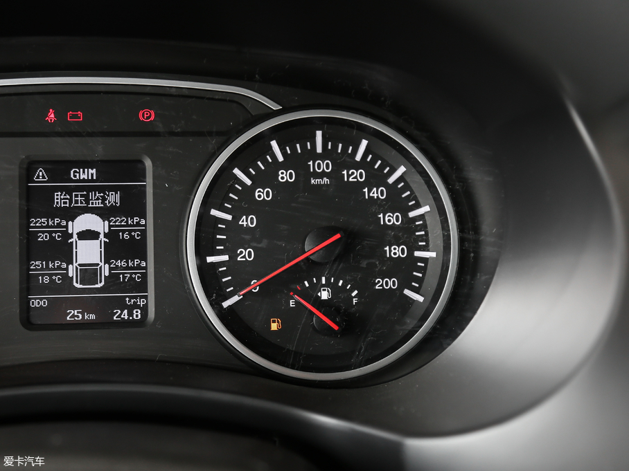 2019LE7 2.0T 򌾫Ӣ ˜؛  V