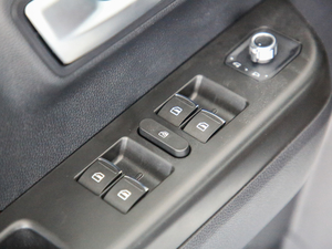 20192.0T (q)СpӢ  VI {܇ƅ^(q)	