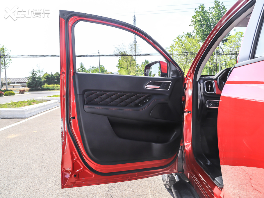 2020���ڳ���Ƥ�� ԽҰ�� 2.0T �Ԅ�(d��ng)���(q��)������ ����