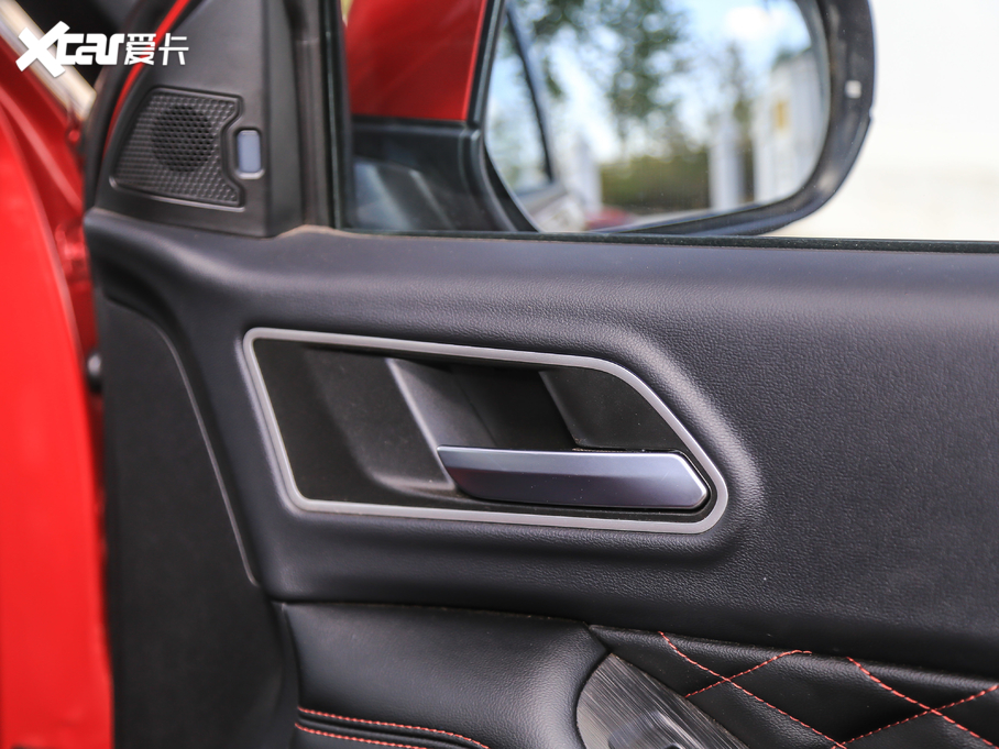 2020���ڳ���Ƥ�� ԽҰ�� 2.0T �Ԅ���������� ����