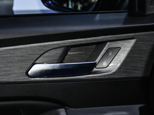 2019ð 2.0T քI L  g